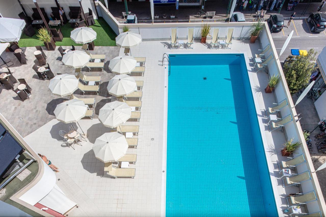 Hotel Jasminum Bibione Esterno foto