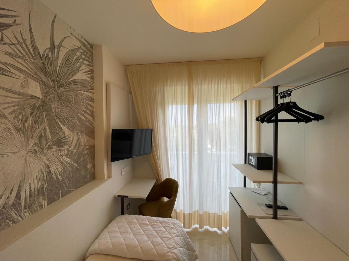 Hotel Jasminum Bibione Esterno foto