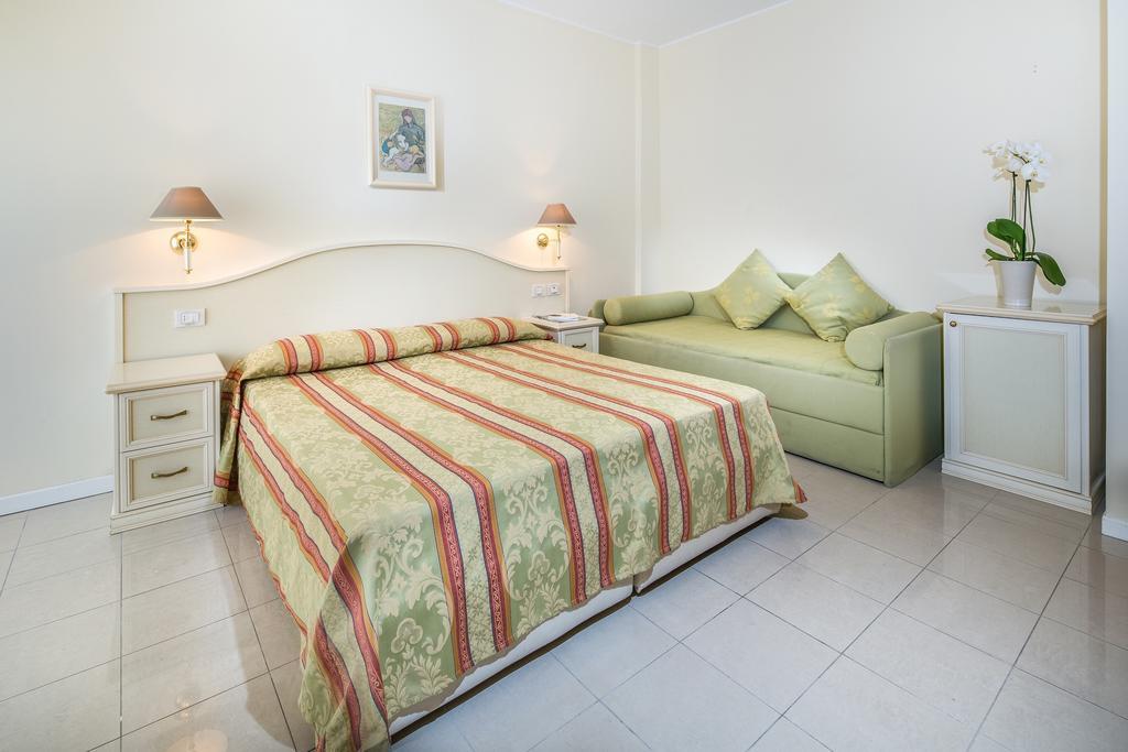 Hotel Jasminum Bibione Esterno foto