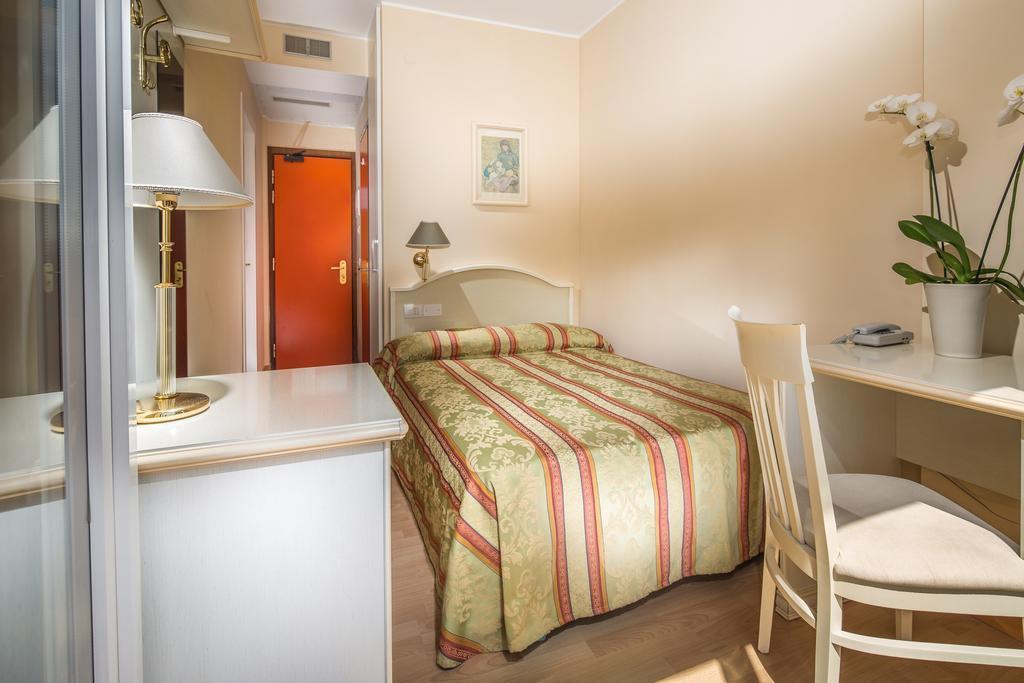 Hotel Jasminum Bibione Esterno foto